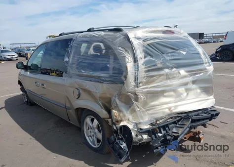 2002 Dodge Caravan Sport z USA, uszkodzony, nr VIN 2B8GP44362R672784